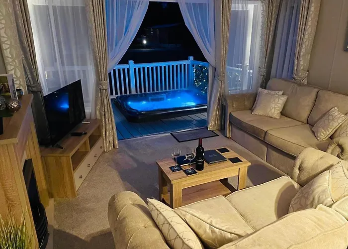 The Braunston With Hot Tub Σπίτι διακοπών